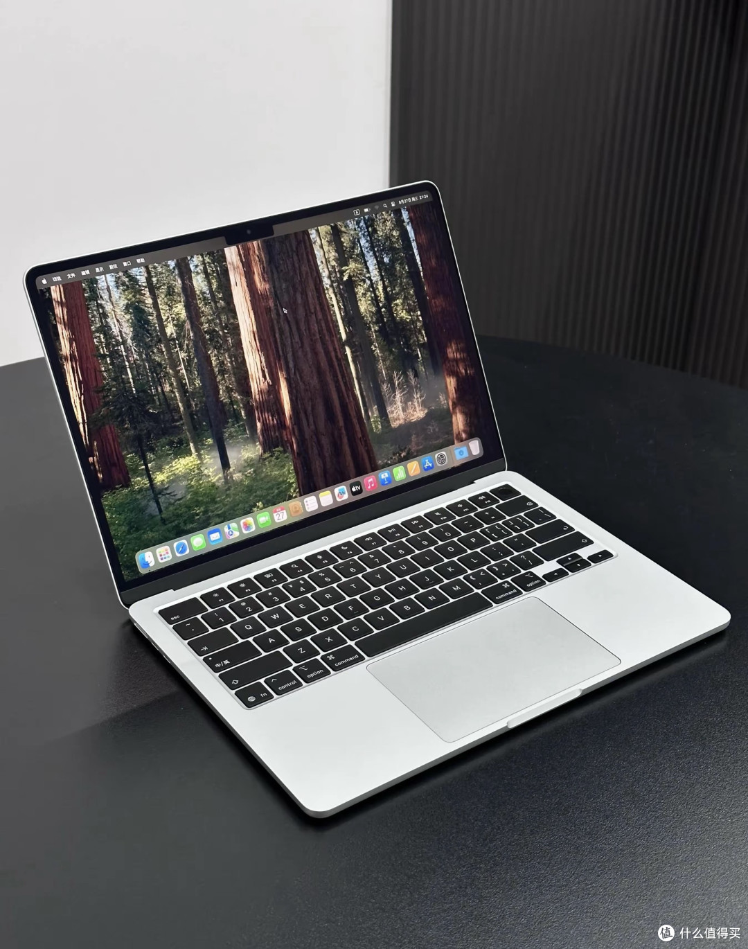 苹果的“平价”野心:四千多块MacBook,是真香陷阱还是平民福音