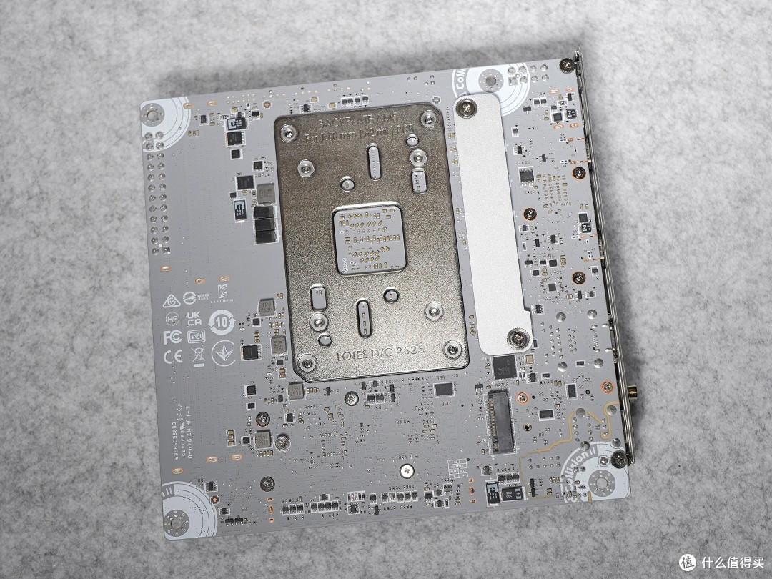 扩展性超强的ITX主板，微星MPG X870I EDGE TI EVO WIFI评测分享