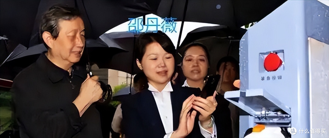 毛利率下滑仍要上市?72万充电桩年入40亿,常州夫妇边赚钱边收割