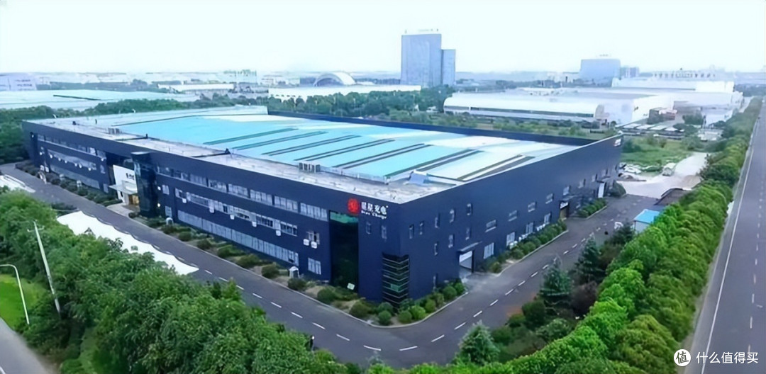 毛利率下滑仍要上市?72万充电桩年入40亿,常州夫妇边赚钱边收割