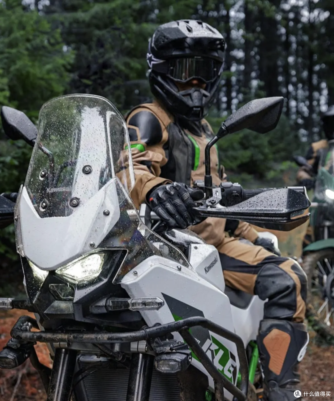 预算5万买ADV，选川崎KLE 500还是国产800cc？