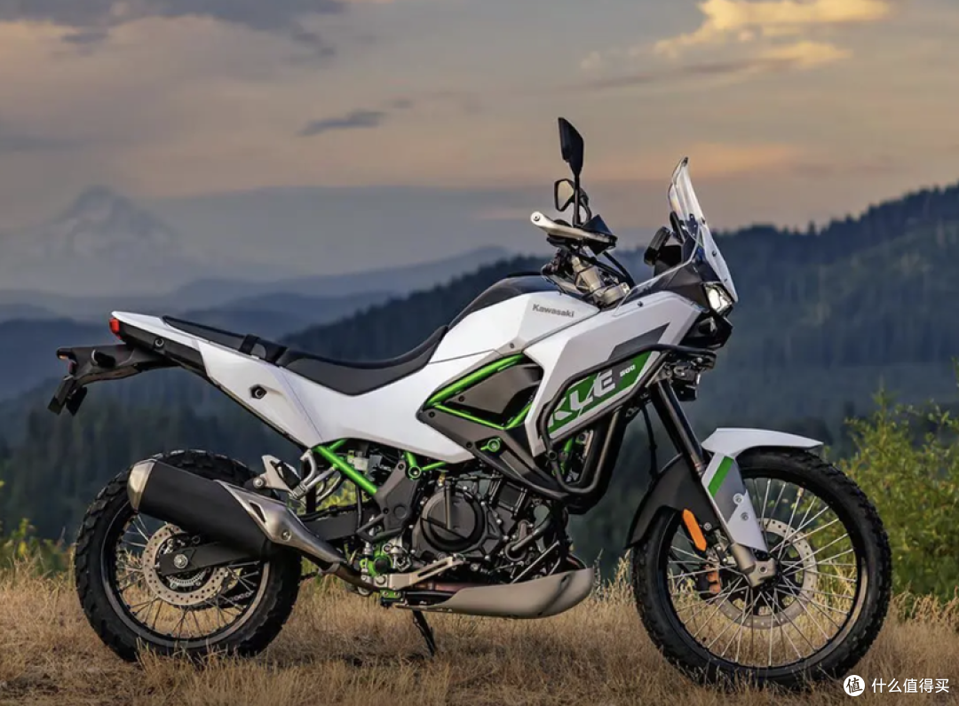 预算5万买ADV，选川崎KLE 500还是国产800cc？