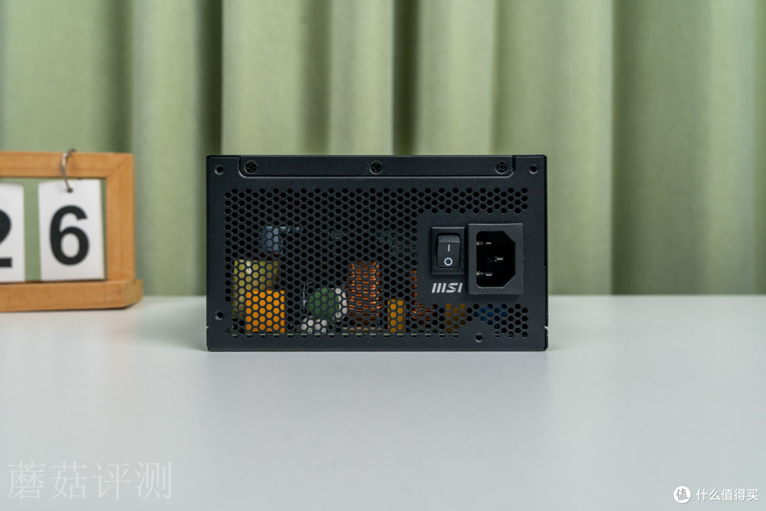 运行高效,质保独一档,微星PRO A1000PL PCIE5白金全模电源评测