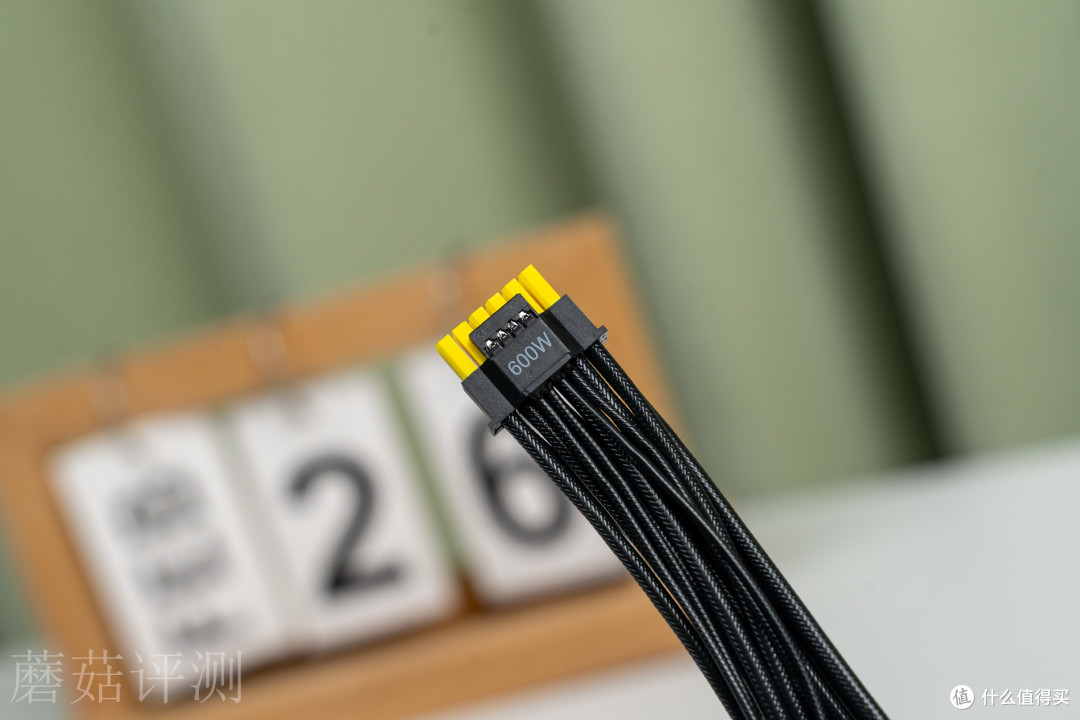 运行高效,质保独一档,微星PRO A1000PL PCIE5白金全模电源评测
