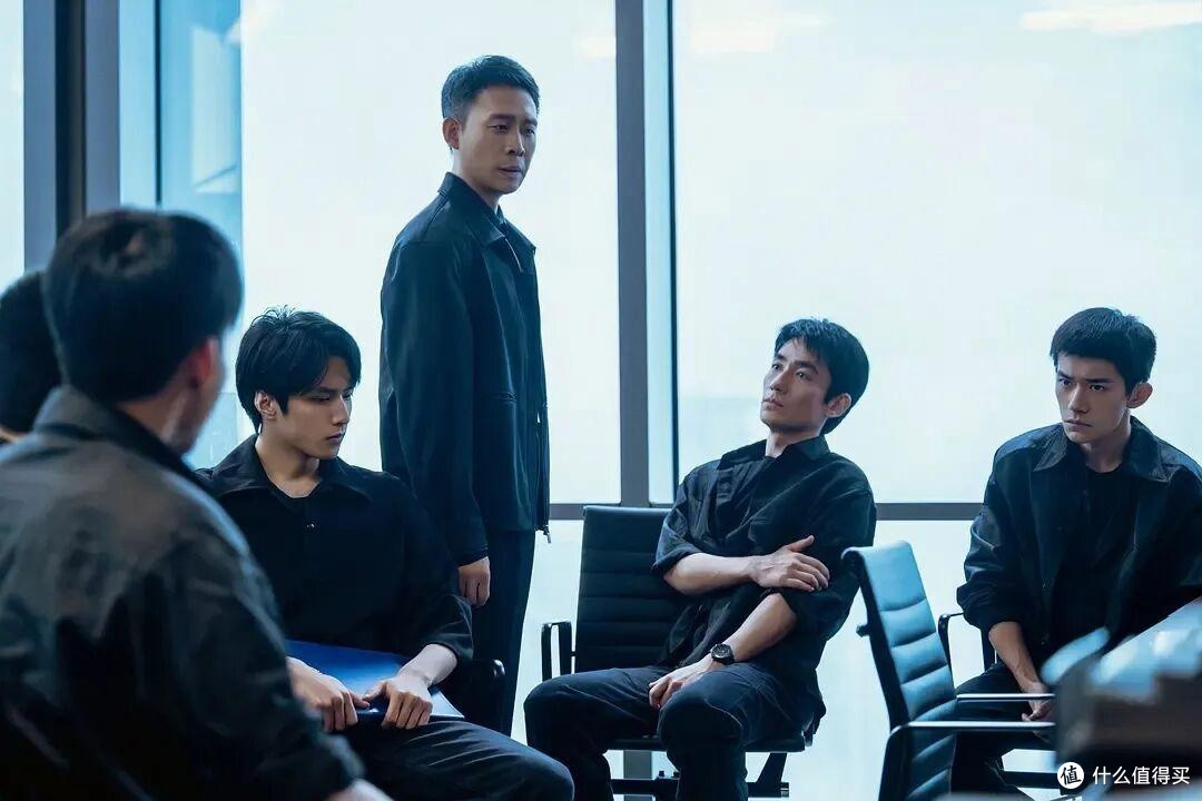 《惊蛰无声》观后感，全体都是工具人，仅严迪笑到最后
