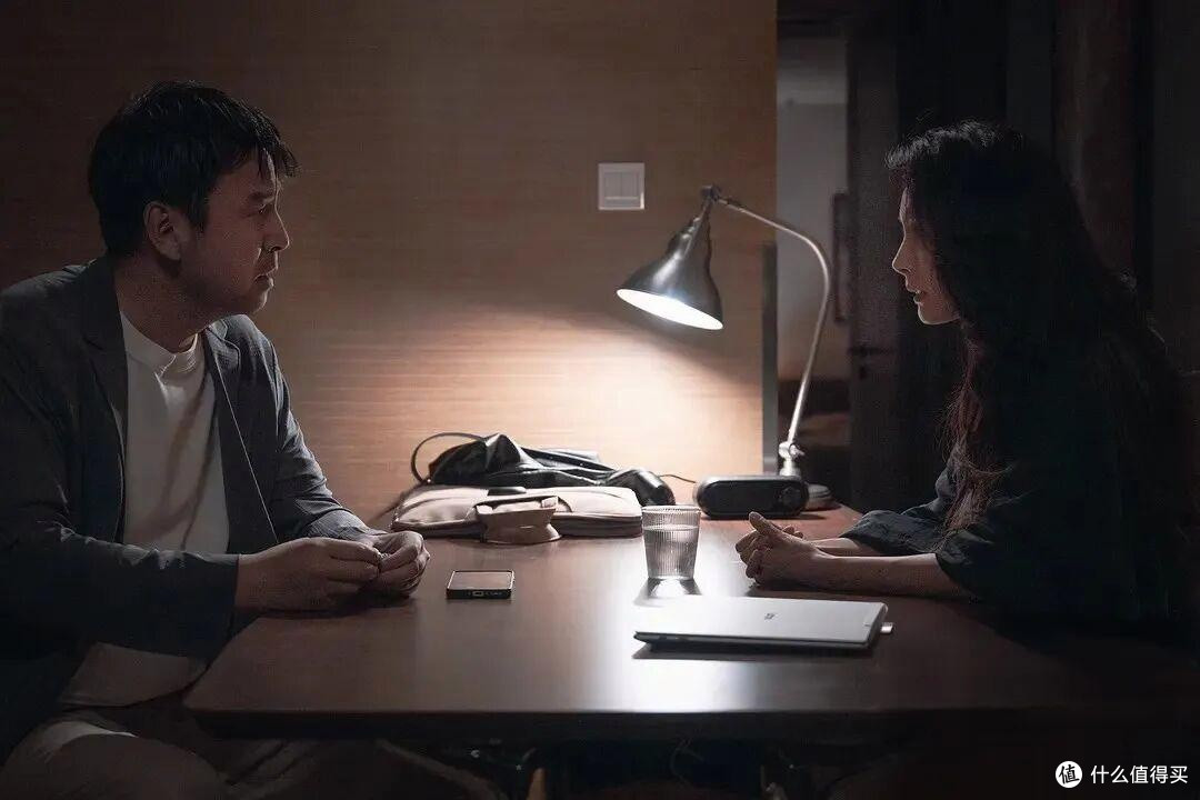 《惊蛰无声》观后感，全体都是工具人，仅严迪笑到最后