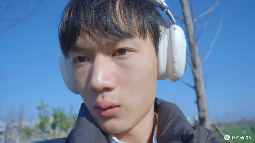 南卡Show耳机可拆卸灵动屏+遥控拍照,讯飞+DeepSeek双引擎太强了
