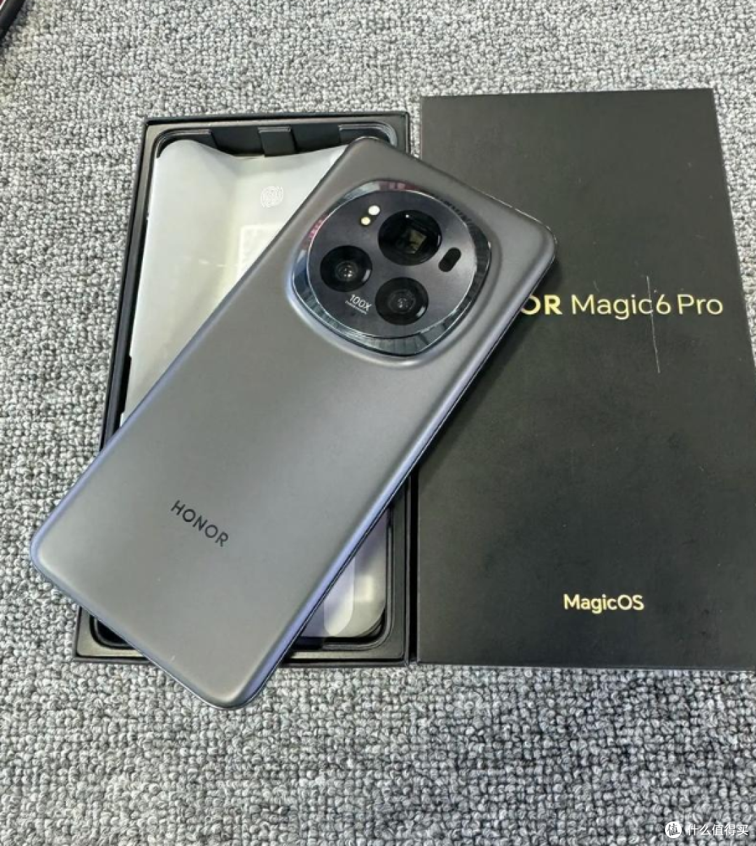 价格猛降，荣耀旗舰Magic6 Pro清仓，1.8亿潜望长焦，新年捡漏王