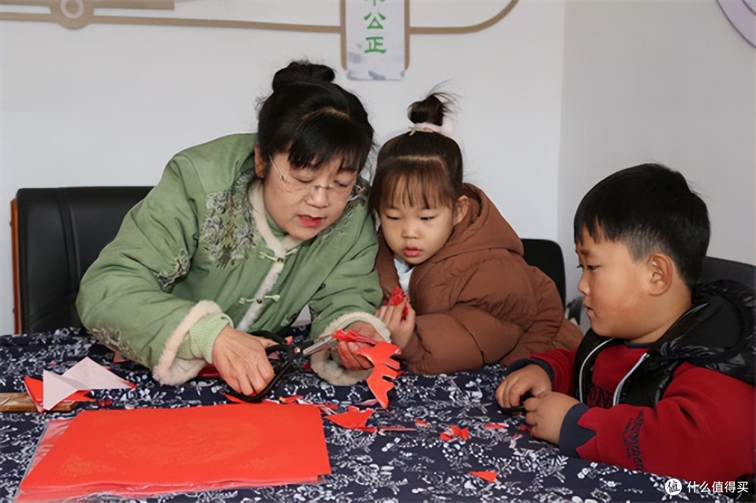 唐山市丰润区袁各庄村“迎春纳福 欢歌乐舞”活动精彩纷呈