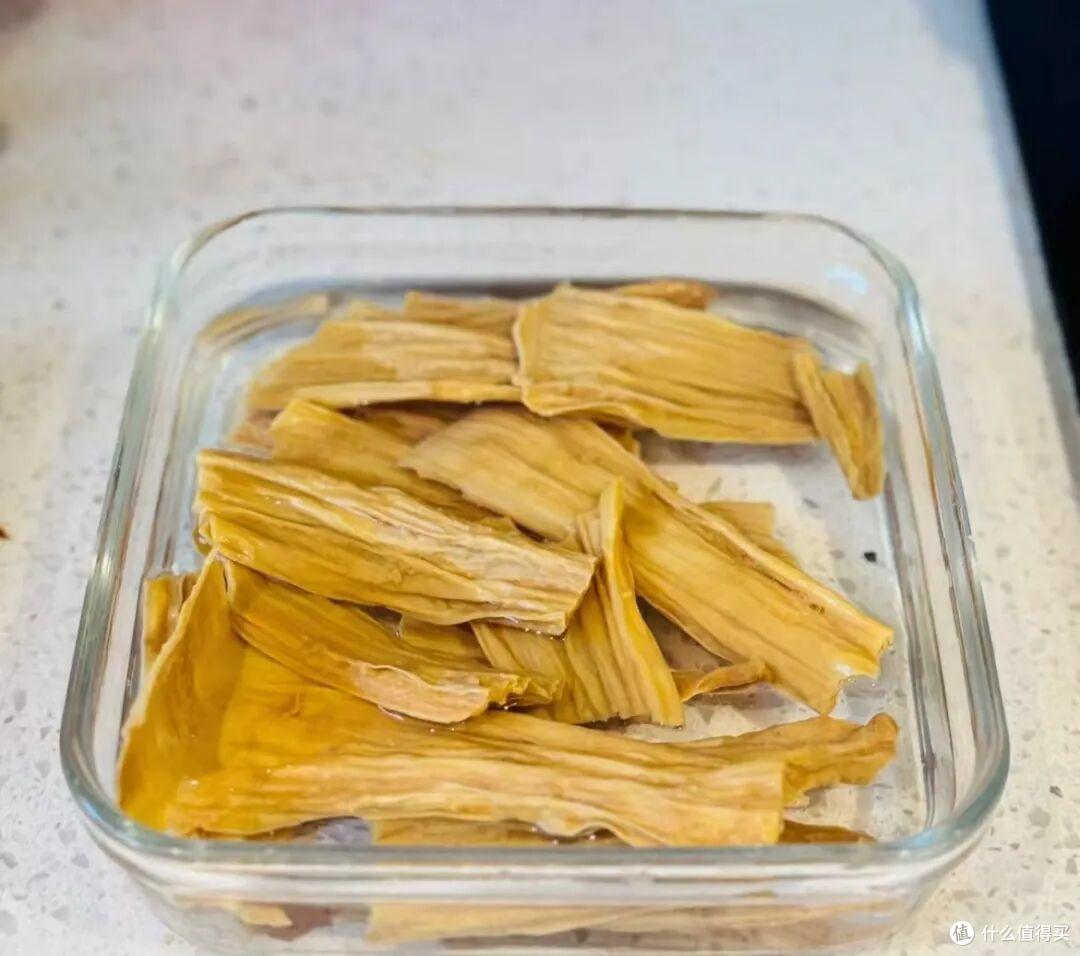 被年轻人的“微波炉用法”惊到了,换个思路,秒变“厨房神器”