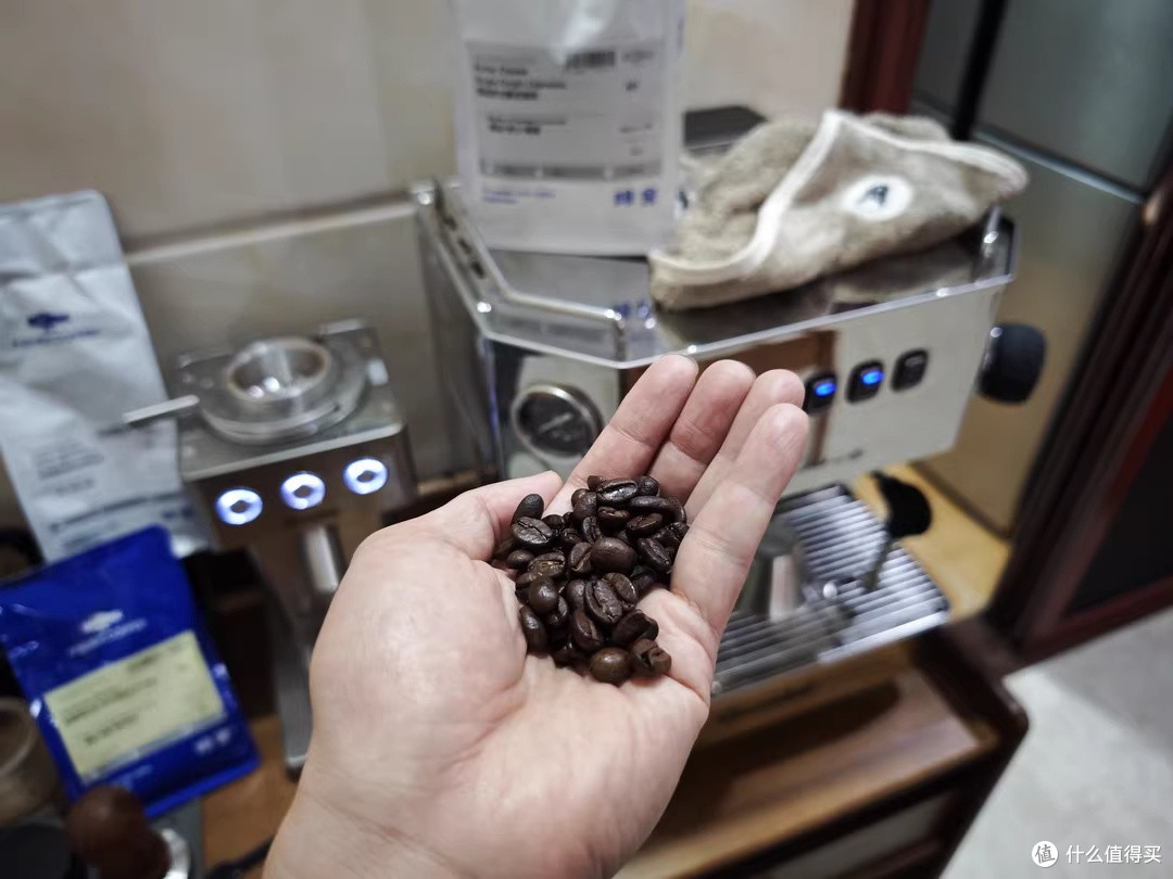 黄油芝士咖啡豆：打工人的高效伴侣