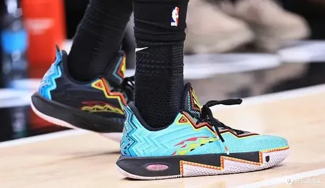 【NBA每日上脚】七次爷青回？AND 1重返篮球殿堂！