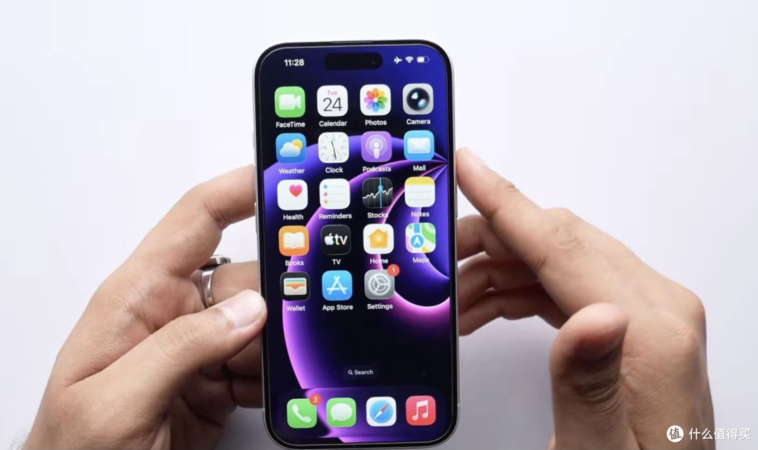 iOS 26.4.2急推救火版!快充终于回归,16 Pro实测:续航信号起飞