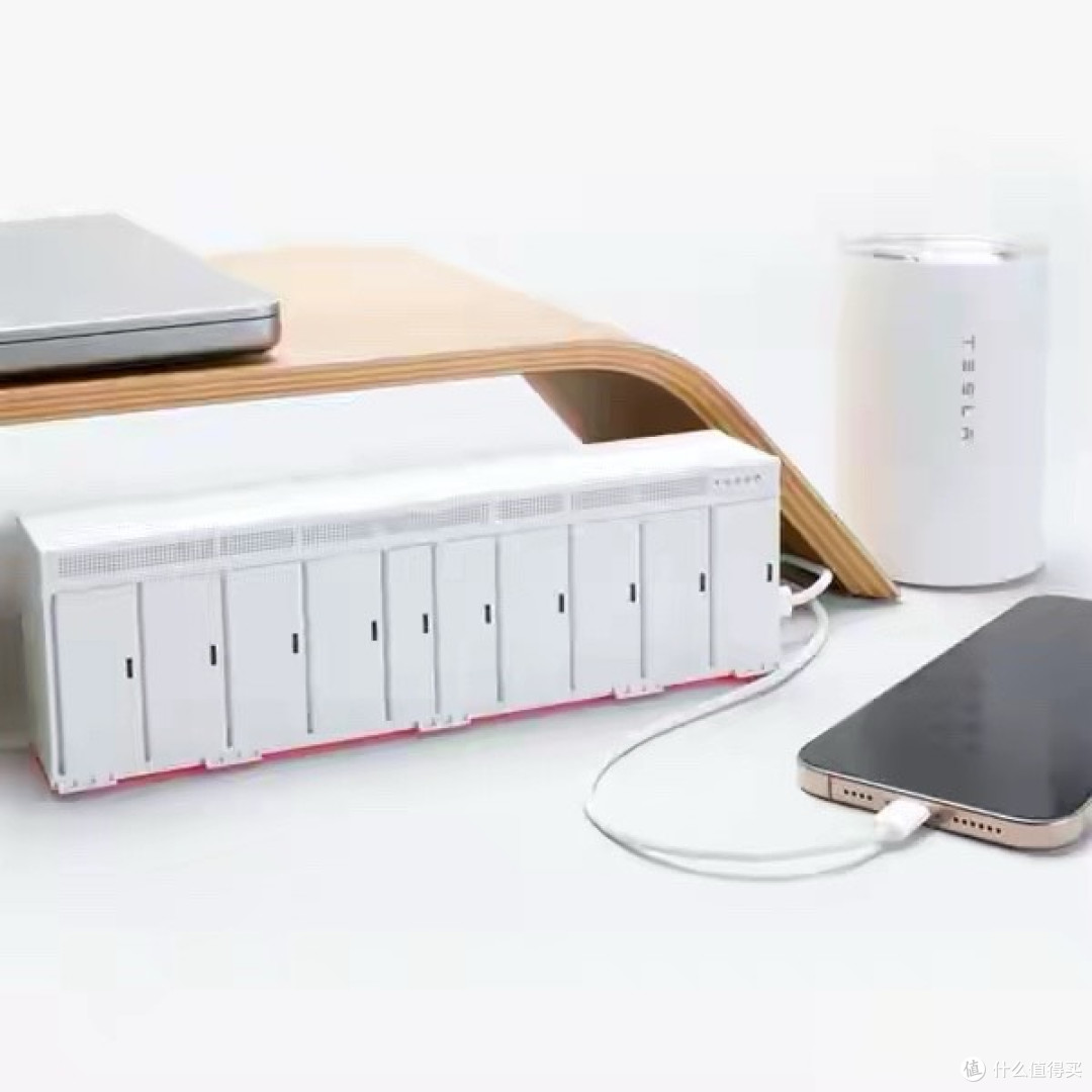 售价709元!特斯拉迷你储能站造型充电宝:1:40比例复刻Megapack