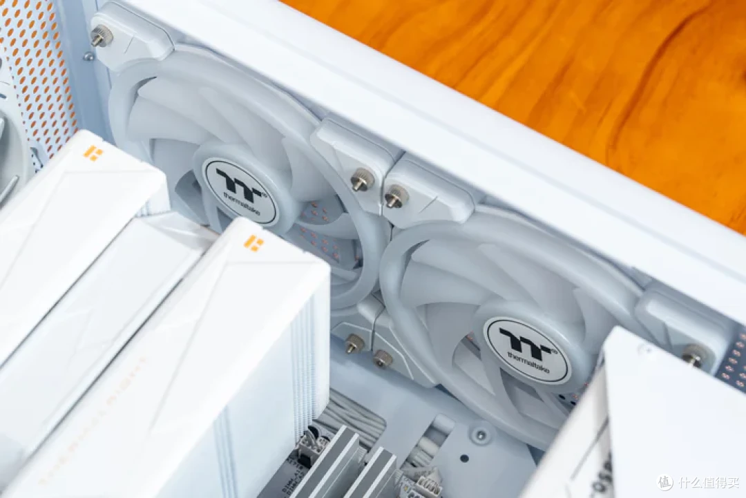 MATX小钢炮—华硕B850G小吹雪+5070金属大师+机械大师iF25装机