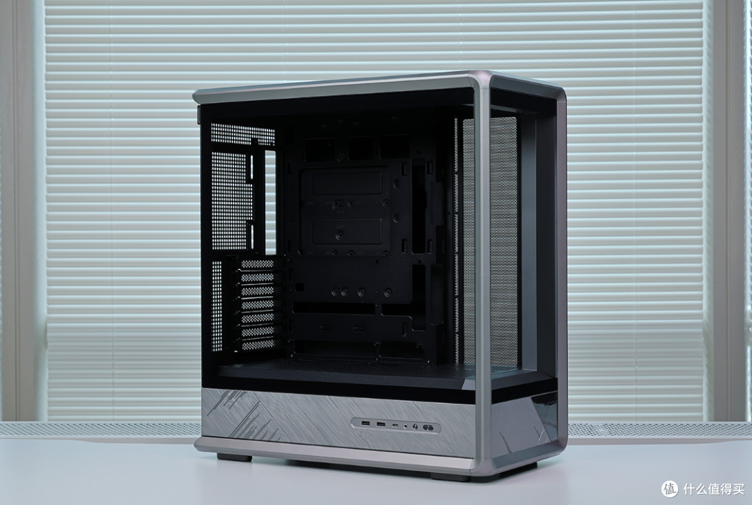 26年3月2.7W游戏顶配装机:98X3D+技嘉X870E+5080HOF+乔思伯D401