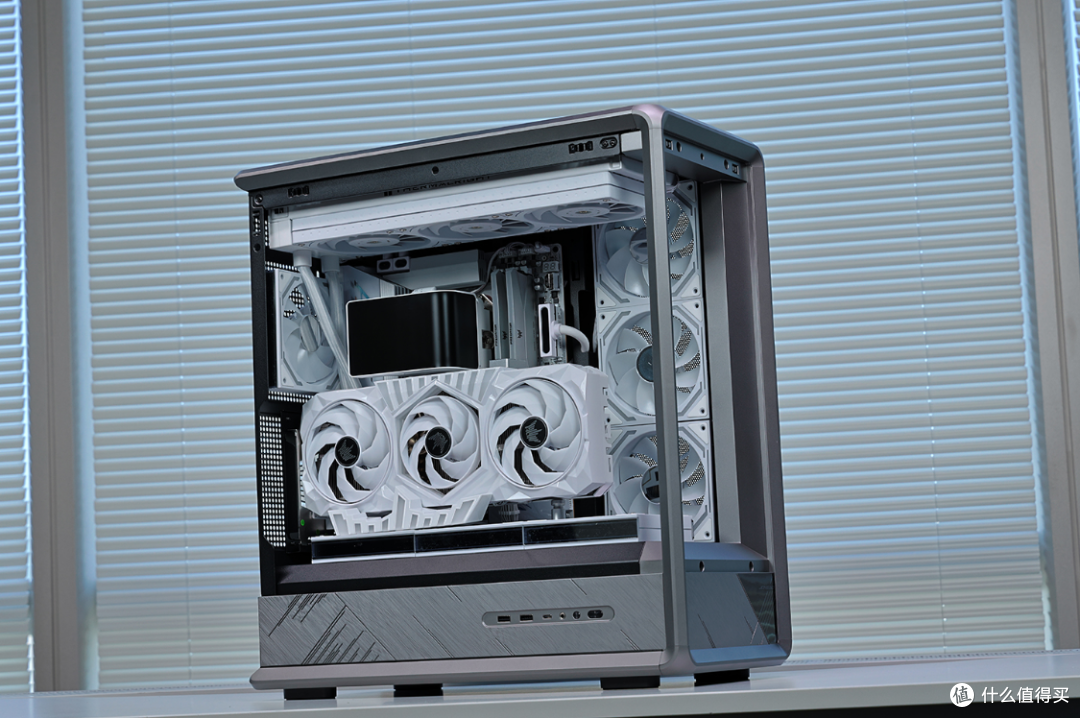 26年3月2.7W游戏顶配装机:98X3D+技嘉X870E+5080HOF+乔思伯D401
