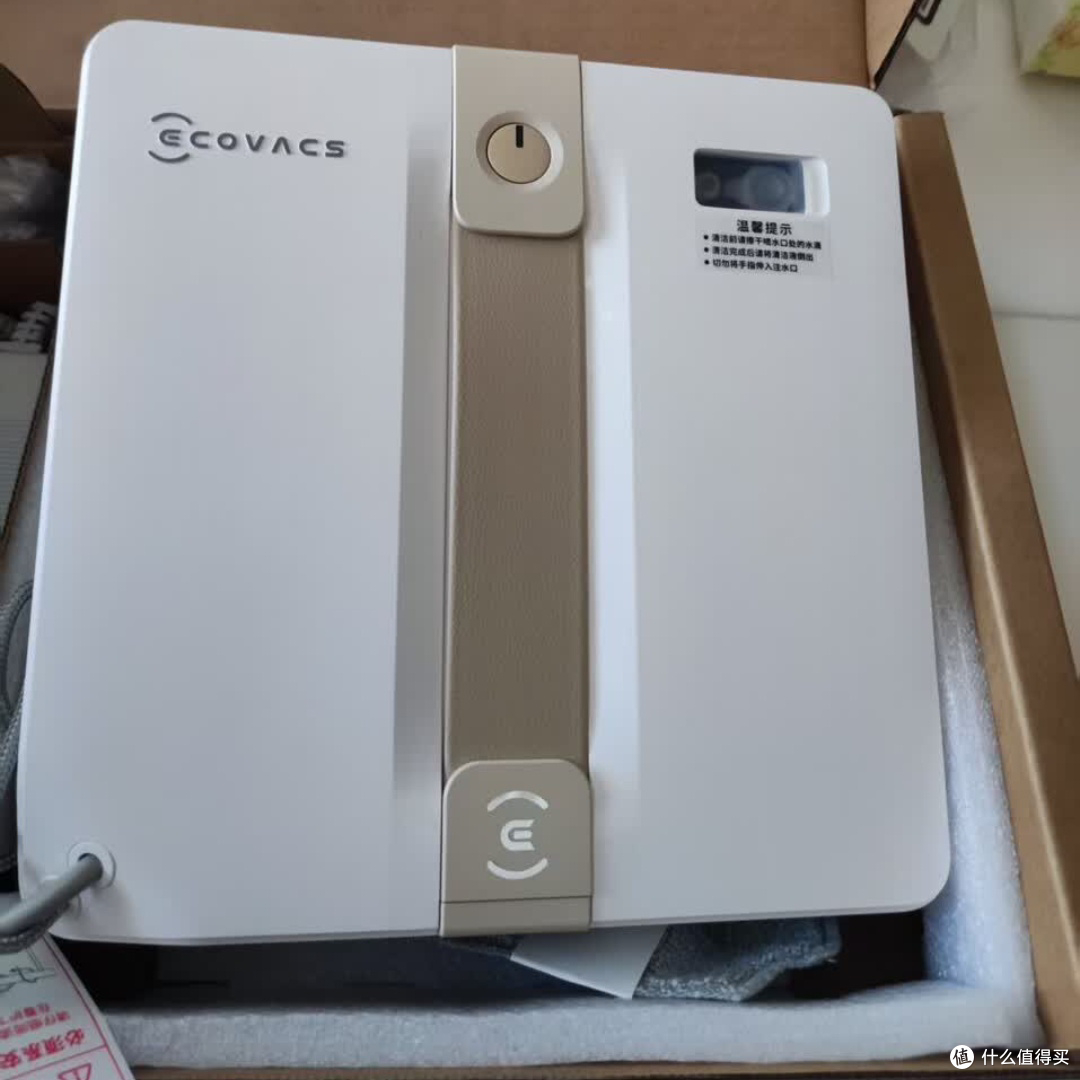 窗明心亮:科沃斯窗宝与我们家的温暖成长