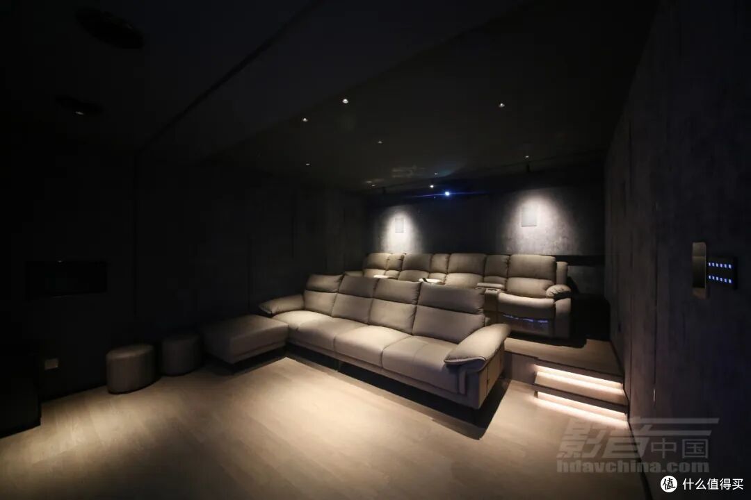案例｜7.2.4全隐藏沉浸式影院+卡拉OK，佛山顺德24㎡别墅地下室