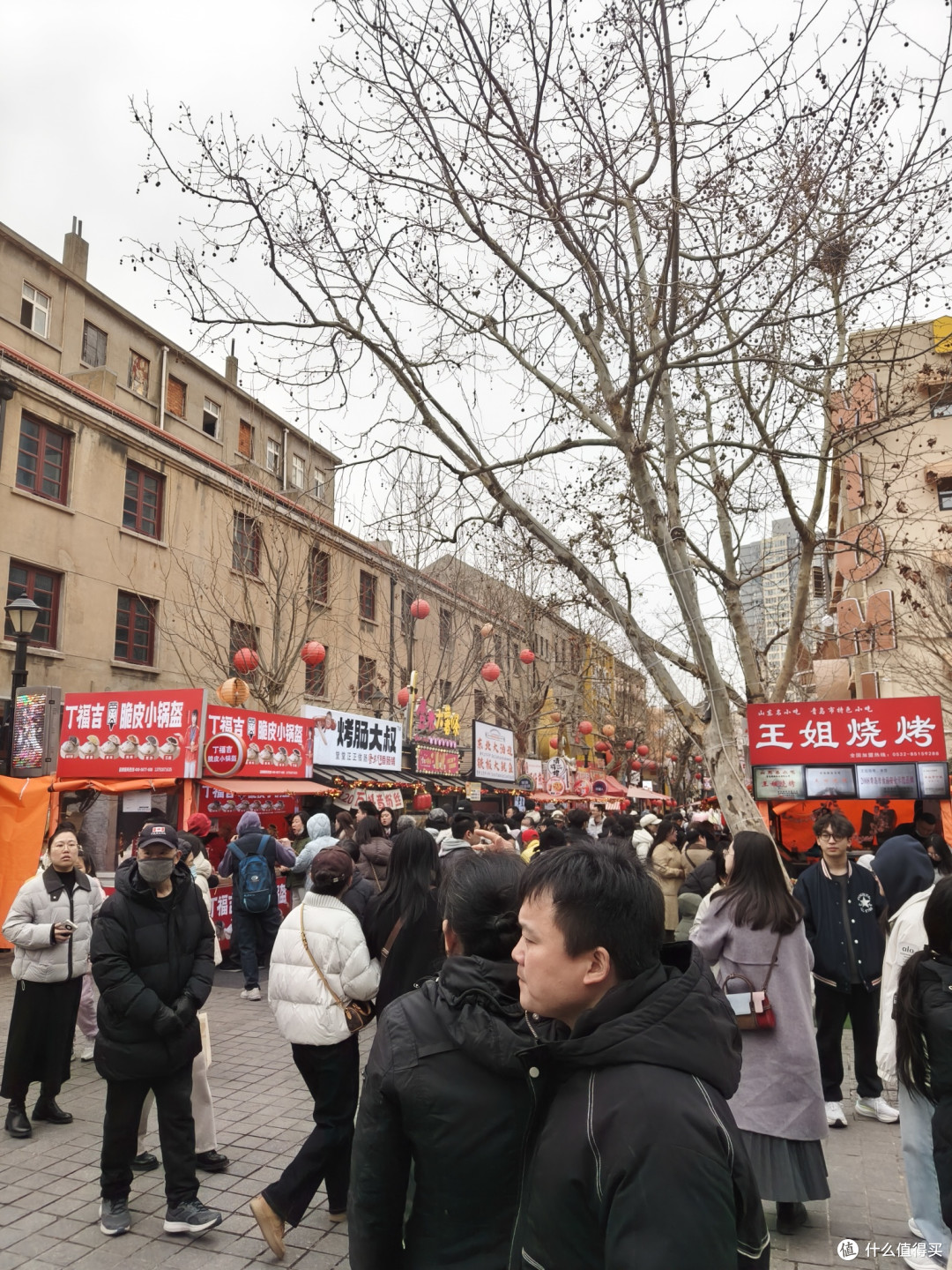 哈哈哈，满大街的王姐烧烤