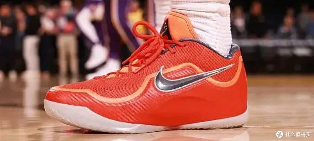【NBA每日上脚】穿PG3&5打346场球,泡椒都没他狠!