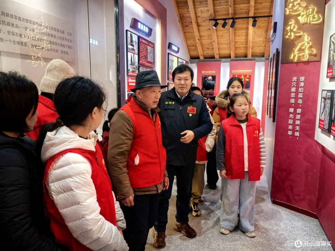 记录者网泰州市运营中心走进高港区胡庄镇史庄村开展公益活动