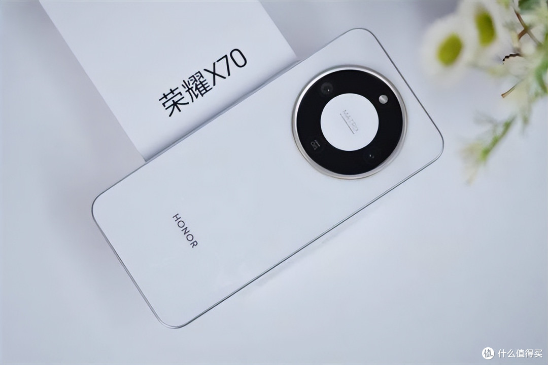 年后换机新诗篇:荣耀X70,千元机里的温暖陪伴者