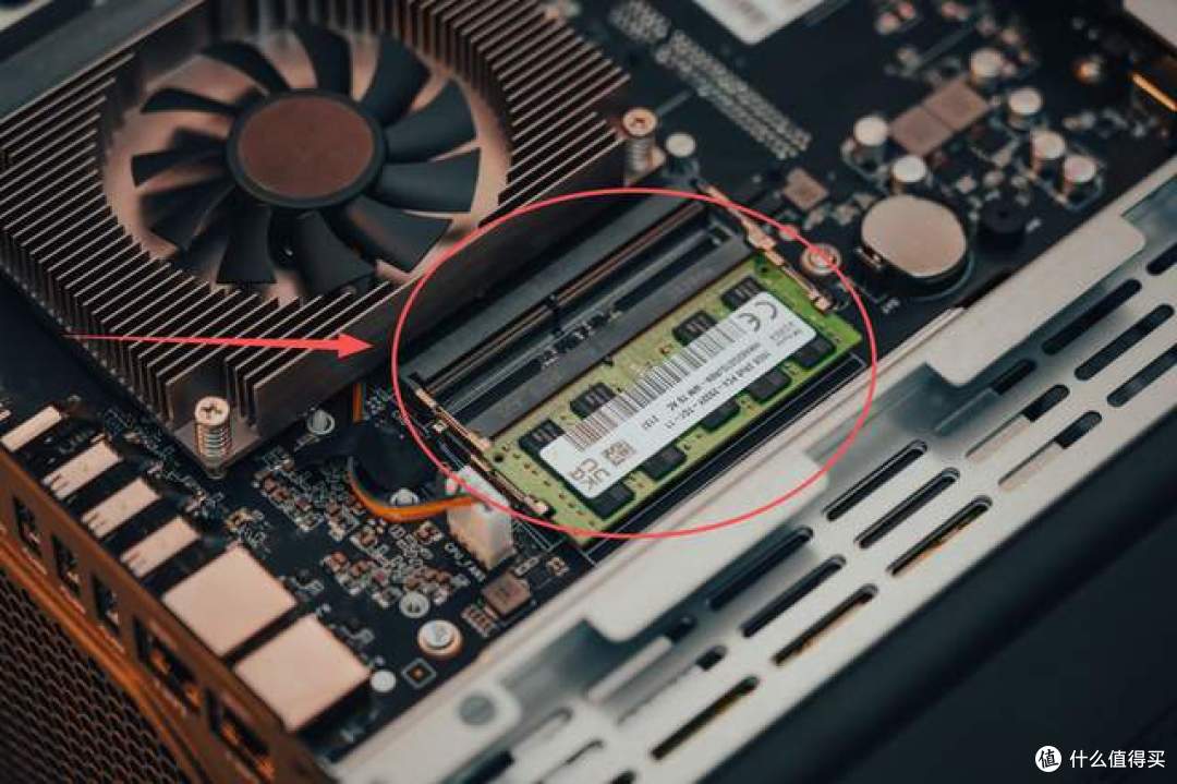 从好用到“封神”,企业级NAS:极空间P8+丨深度评测与实战指南