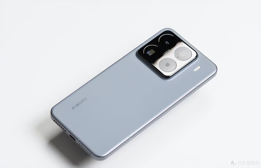 小米“无底线”清仓,16GB+512GB旗舰跌价2200元,新机都不香了?