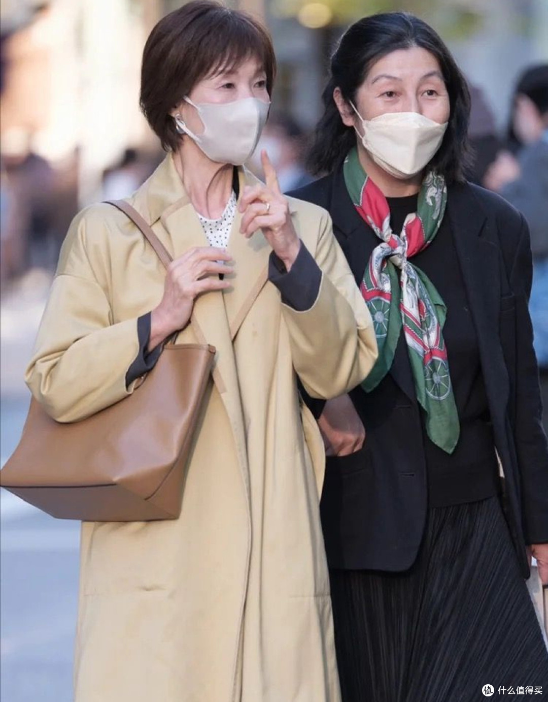 4种让人看起来很穷的包包,背在身上廉价显土气,你家里有没有?