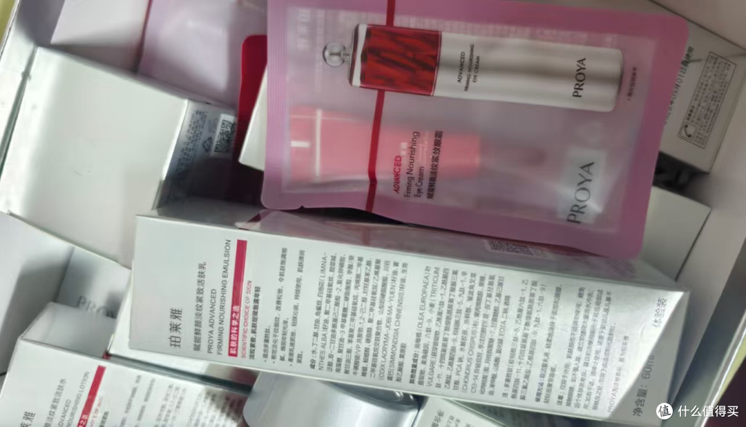 提前赴约的温柔：为她备好女神节的珀莱雅惊喜