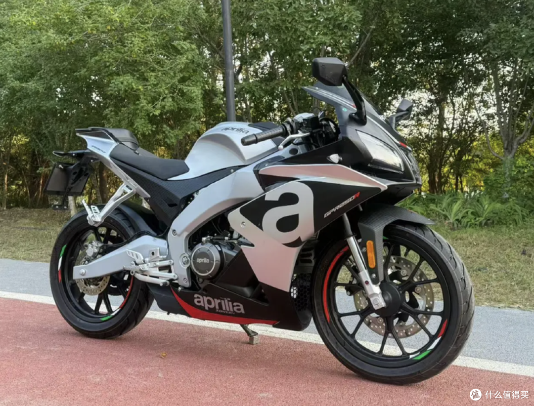 剑指本田CBR250RR?宗申全新250双缸引擎参数曝光!