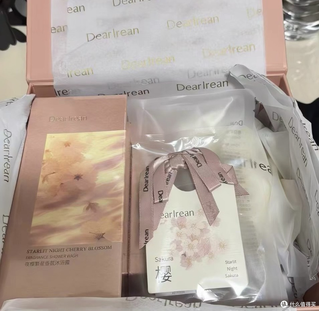 独特艾琳香氛礼盒:把“樱花盛开”装进女神节的礼物