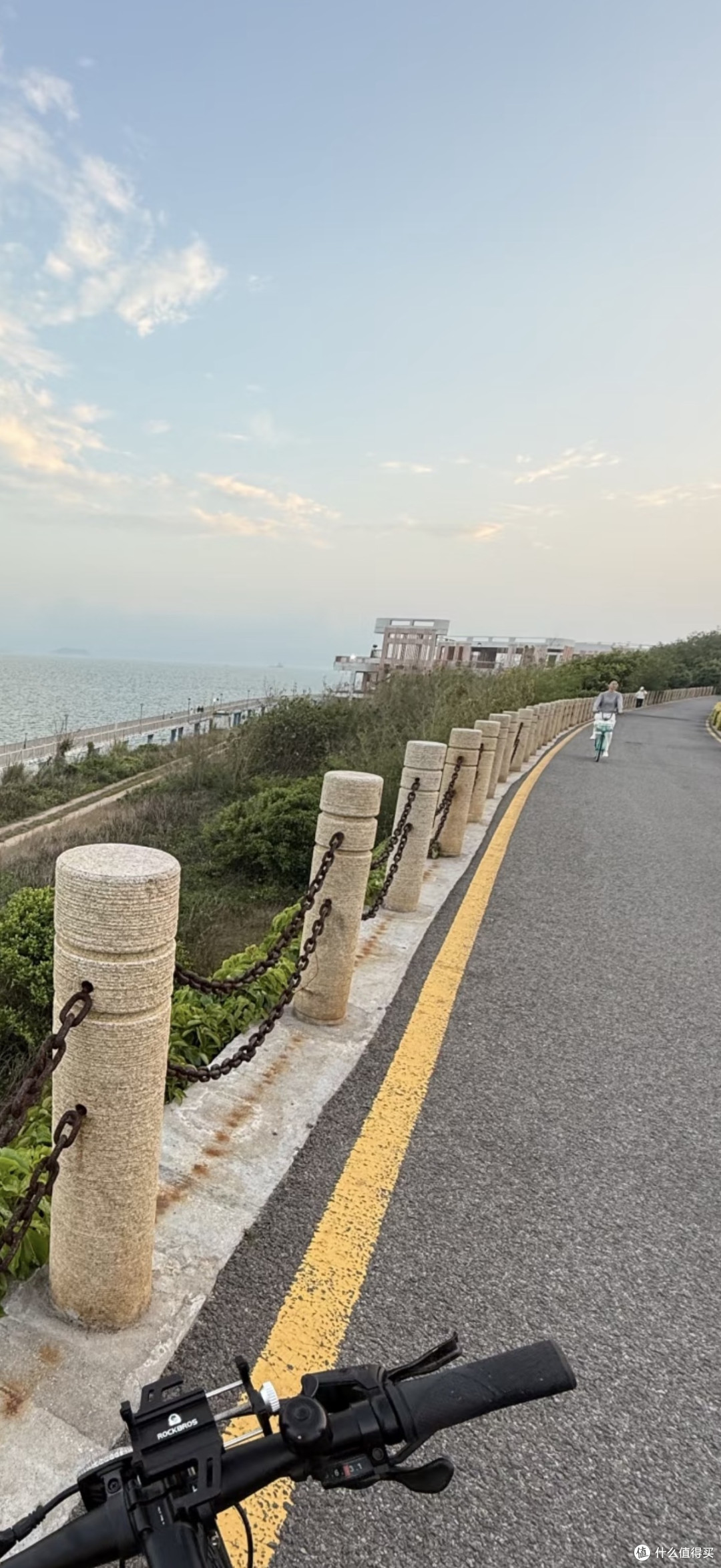 春日户外运动：徒步登山与骑行