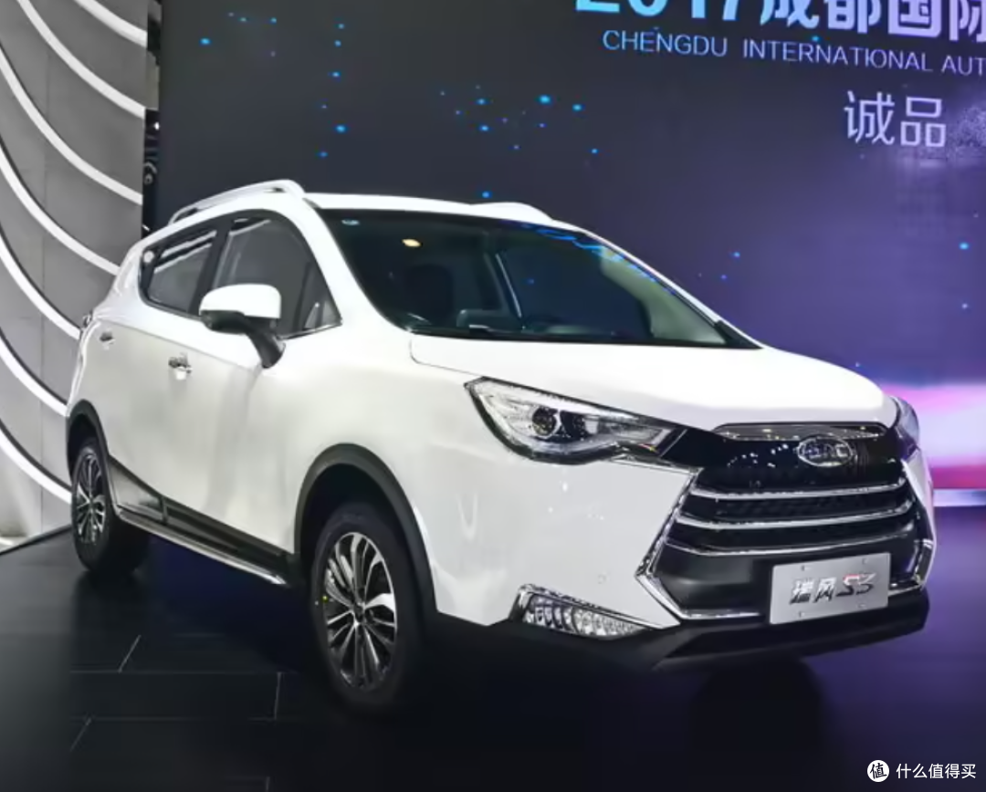 江淮S3 智驱版：8万级“智驾”先锋，用科技重新定义小型SUV