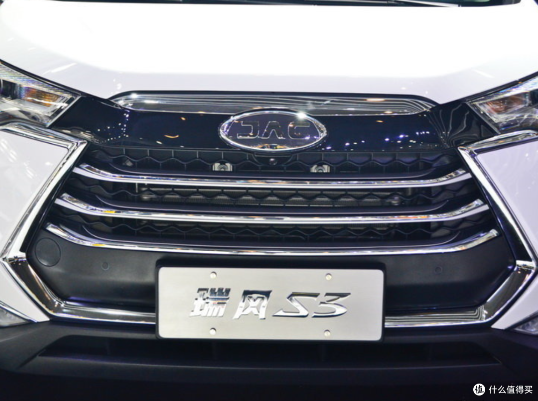 江淮S3 智驱版：8万级“智驾”先锋，用科技重新定义小型SUV