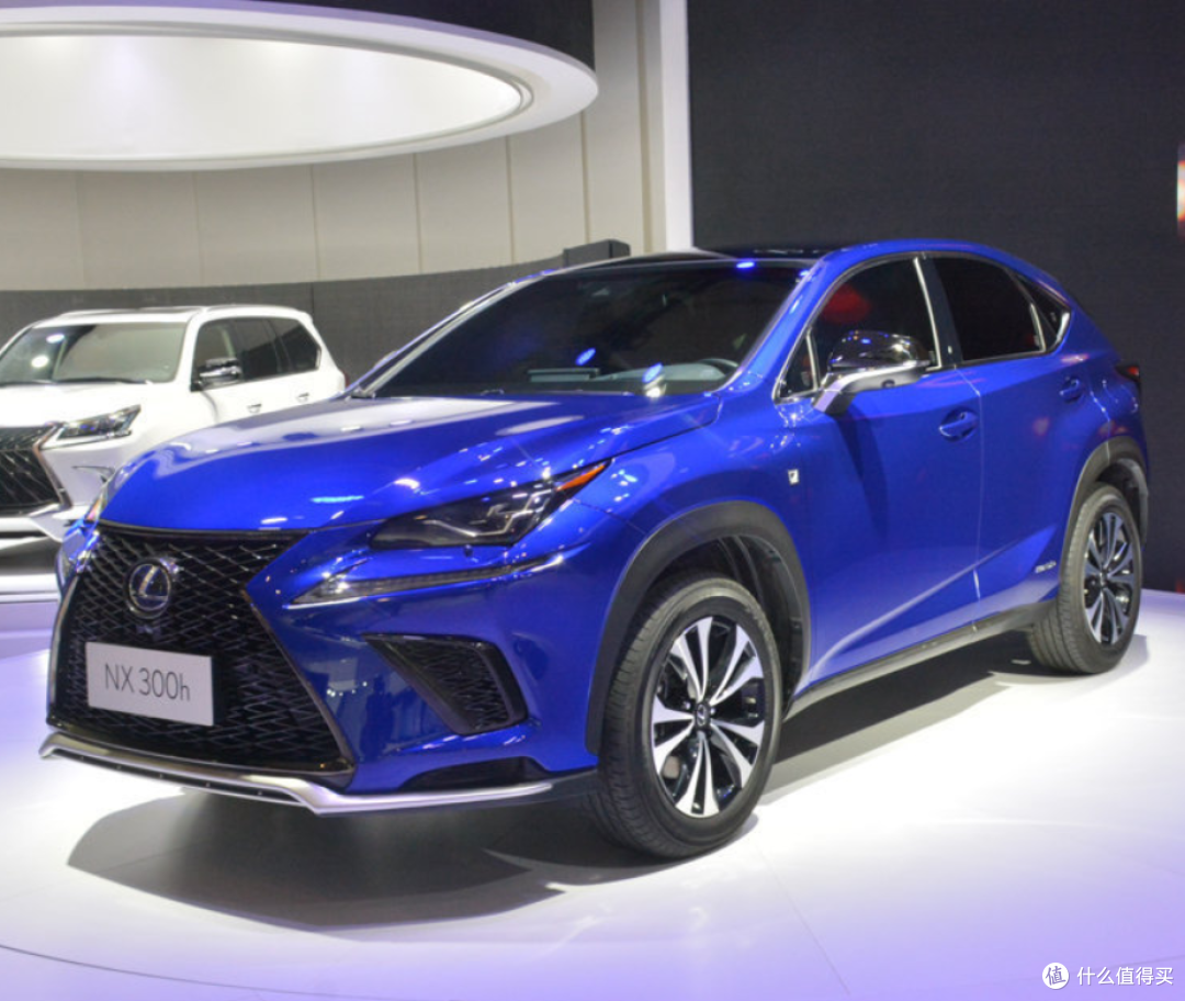 雷克萨斯NX300h:30万级“省心”之选,混动优势与德系差异化生存