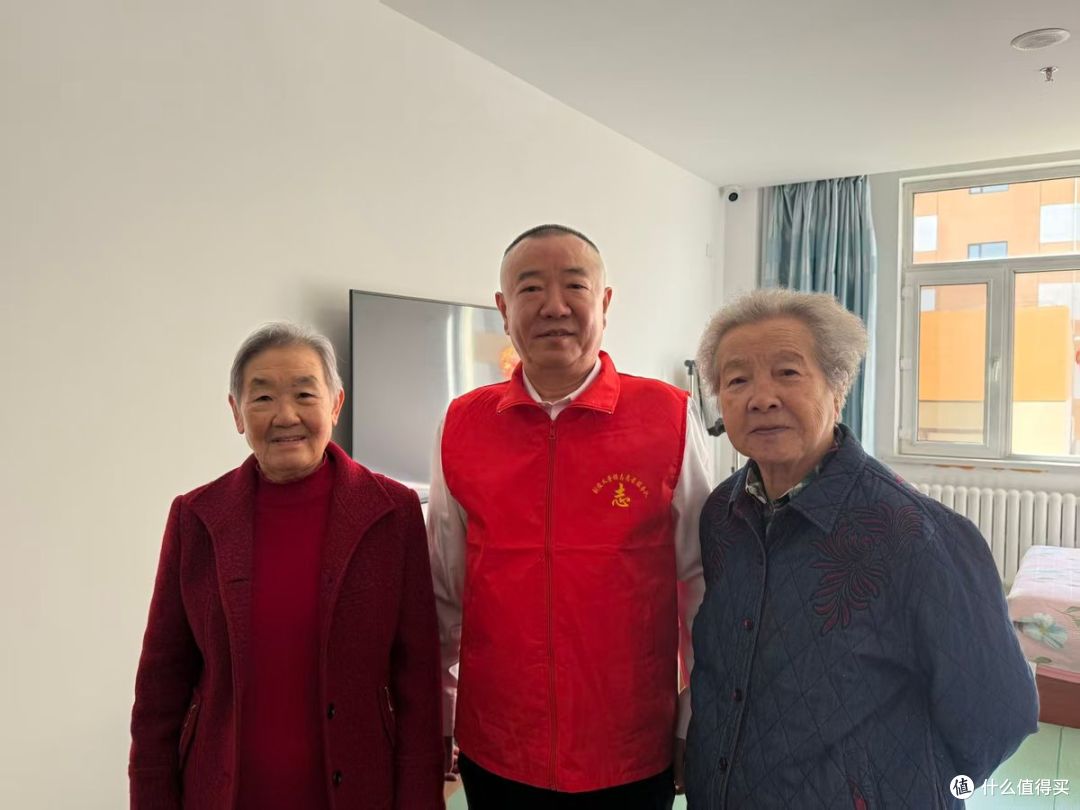 哈尔滨市刘俊义劳模志愿者服务队积极开展元宵节敬老慰问活动