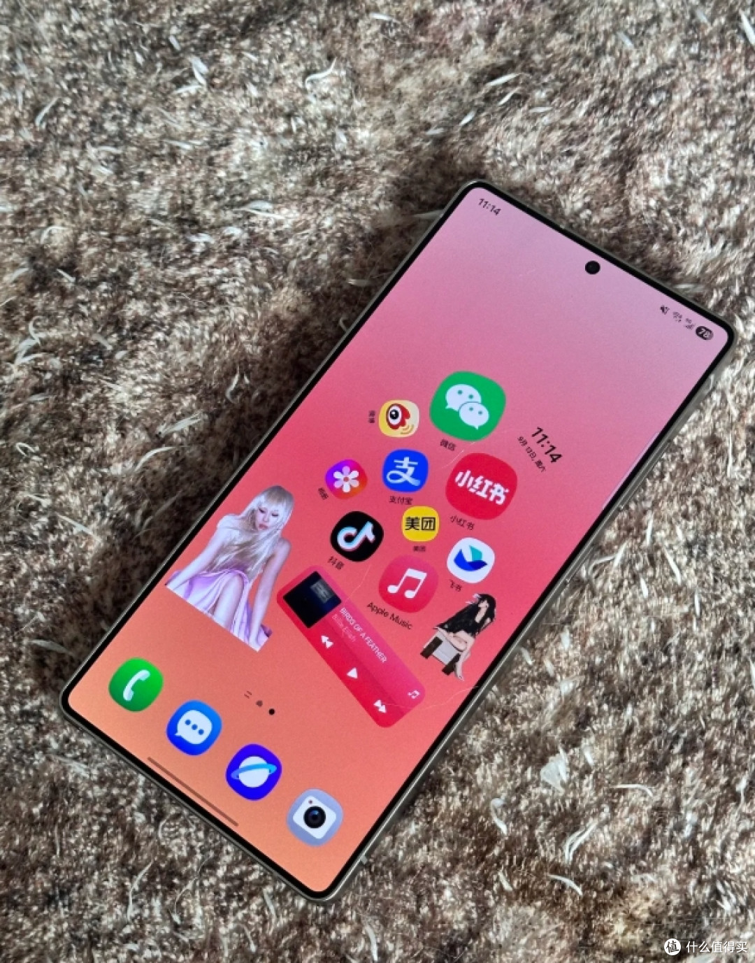 三星S26 Ultra和S25 Ultra差1300元,到底该咋选?