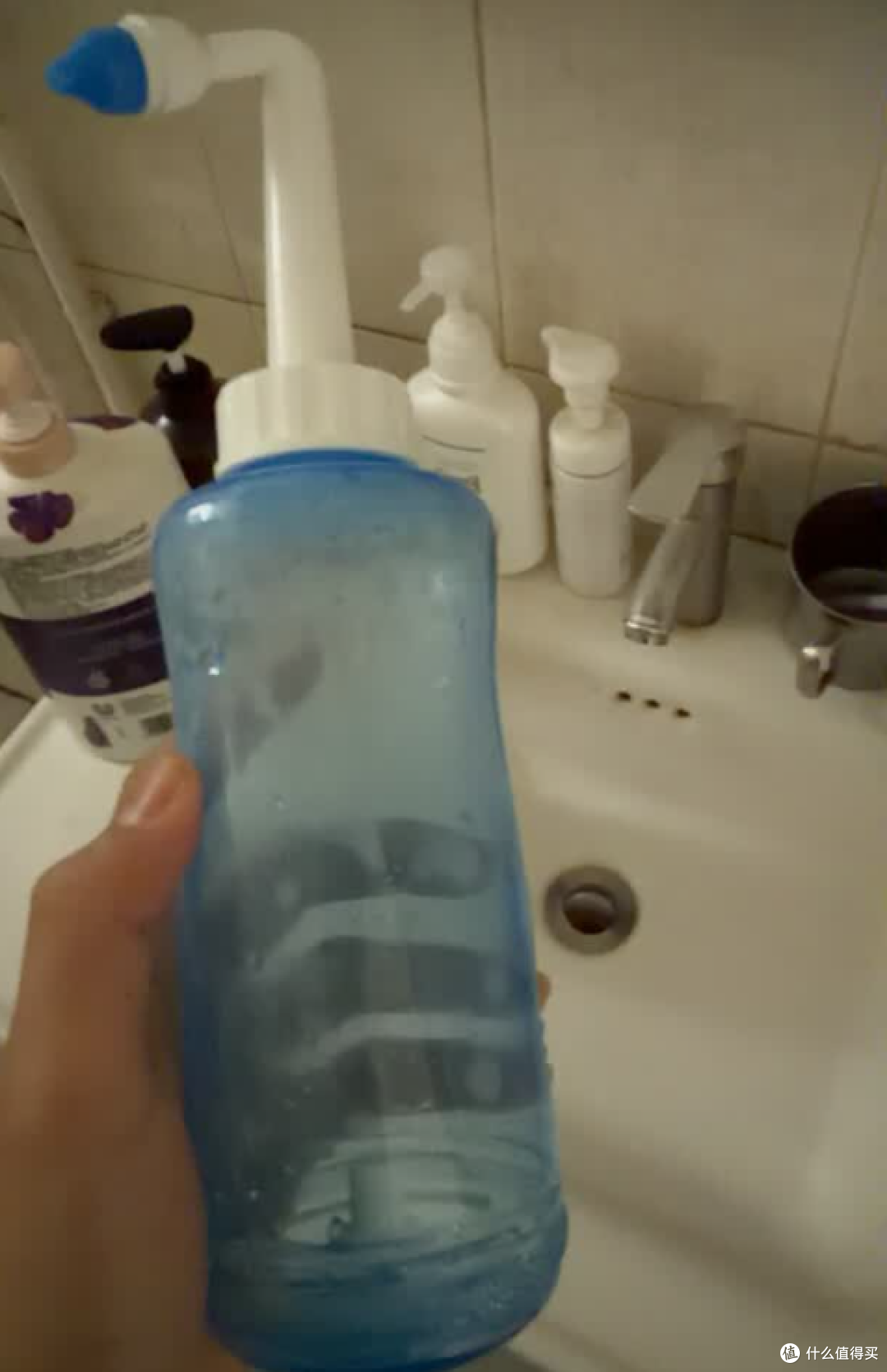 换季过敏必看!洗鼻器是救星还是智商税?90%的人用错白花钱!