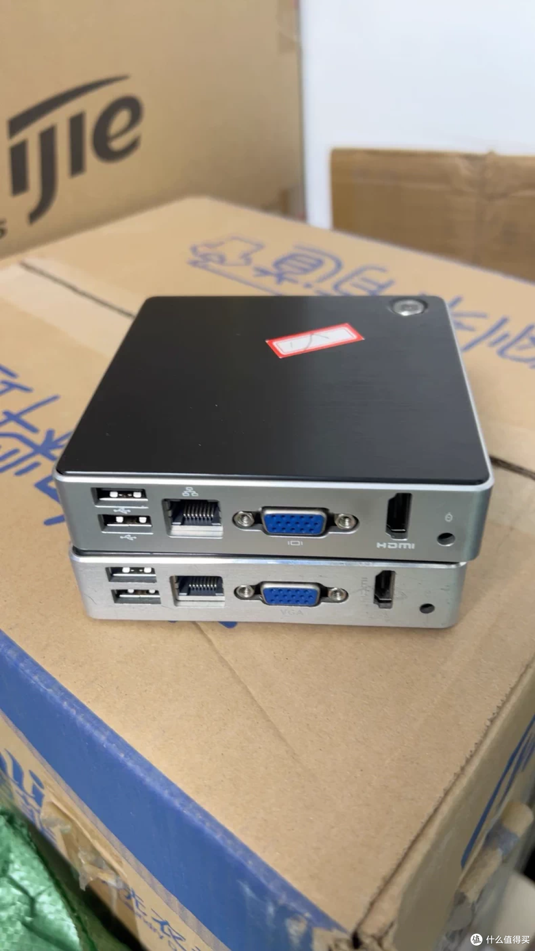 69元的飞牛NAS凡体！板载2G+32G固态，这电子豆腐够便宜