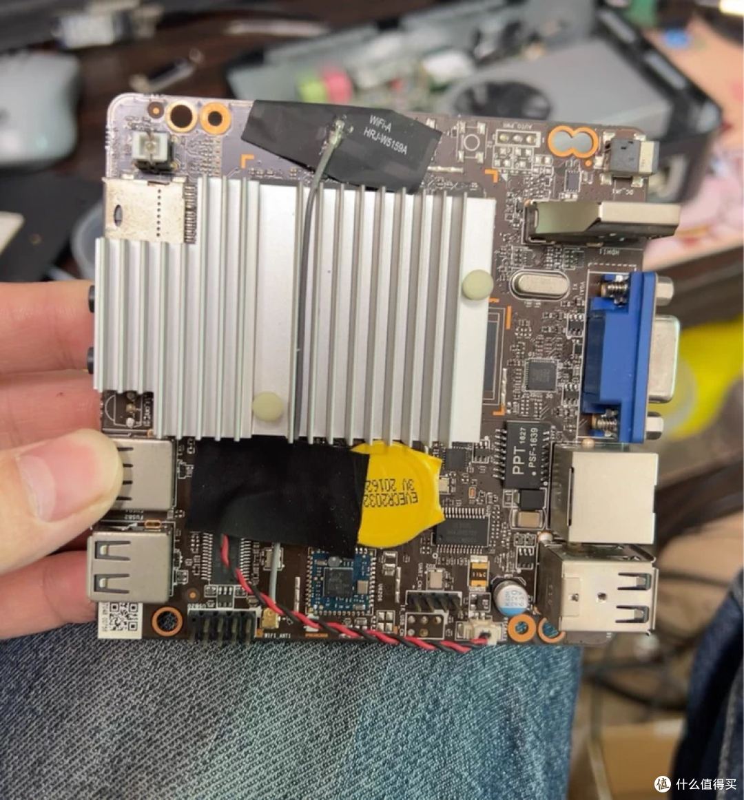 69元的飞牛NAS凡体！板载2G+32G固态，这电子豆腐够便宜