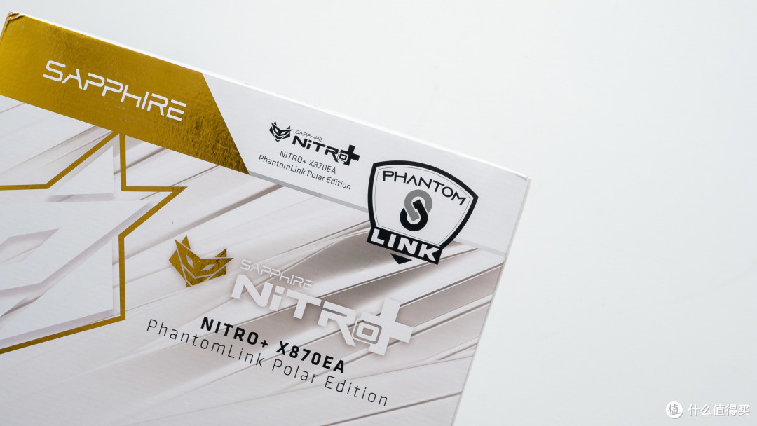 X870E纯白旗舰:蓝宝石氮动极光X870EA Phantomlink PE 主板评测