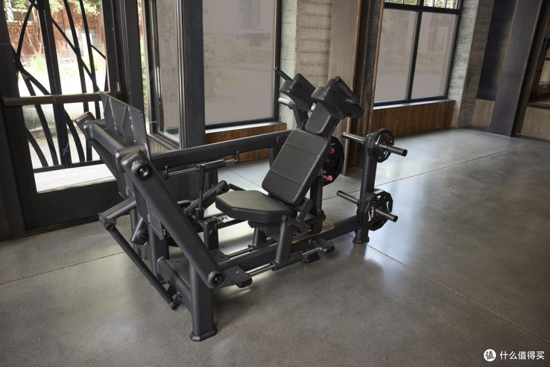 Precor必确GLUTEBUILDER挂片系列，重塑臀腿力量法则