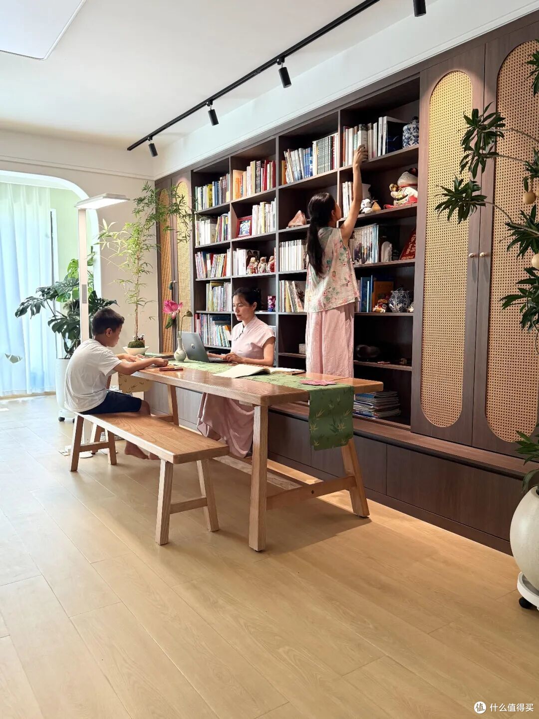 入住久了才懂:“空无一物”的尽头是藏!越藏,家里越干净