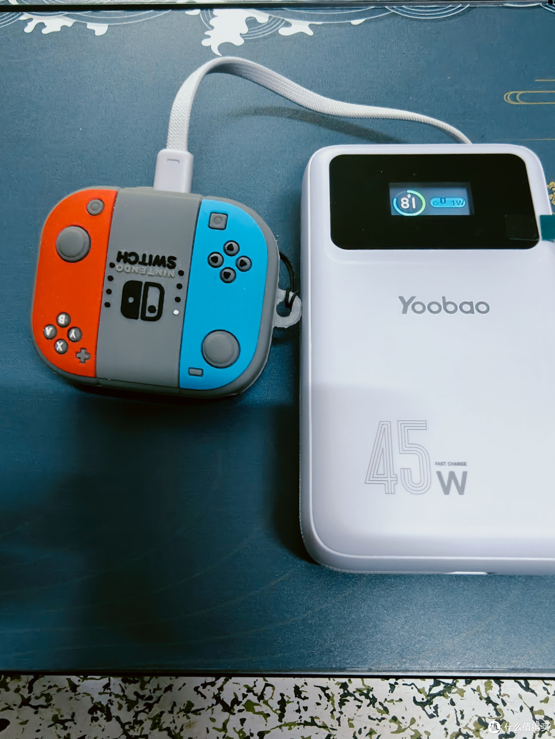 实测羽博 LY45 充电宝:45W 快充 + 双线设计,出差/双持党解放!