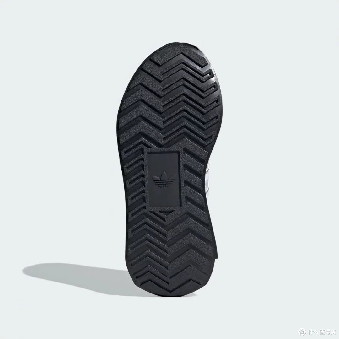 阿迪达斯三叶草COUNTRY BOOST复古鞋体验