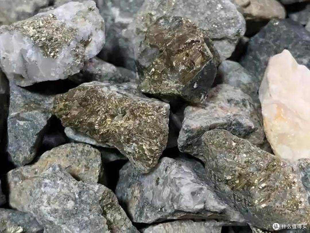 首次发现!黄金居然可以长出来,“石头生金”不再是传说