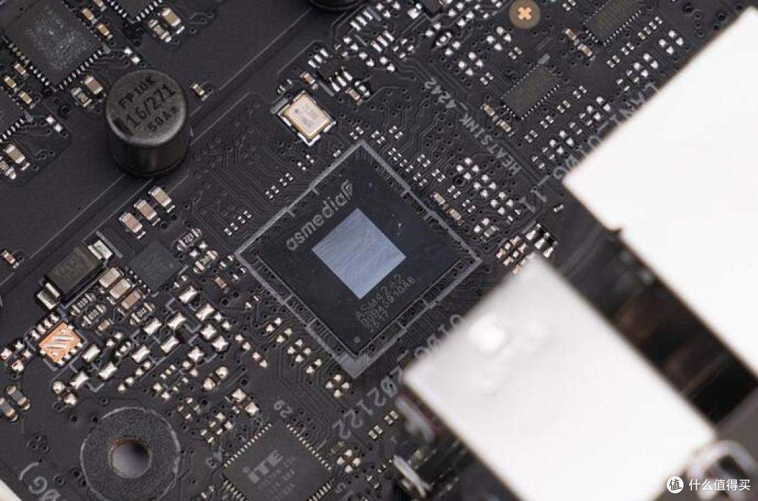 旗舰级AMD平台新标杆,ROG CROSSHAIR X870E Dark Hero 主板评测