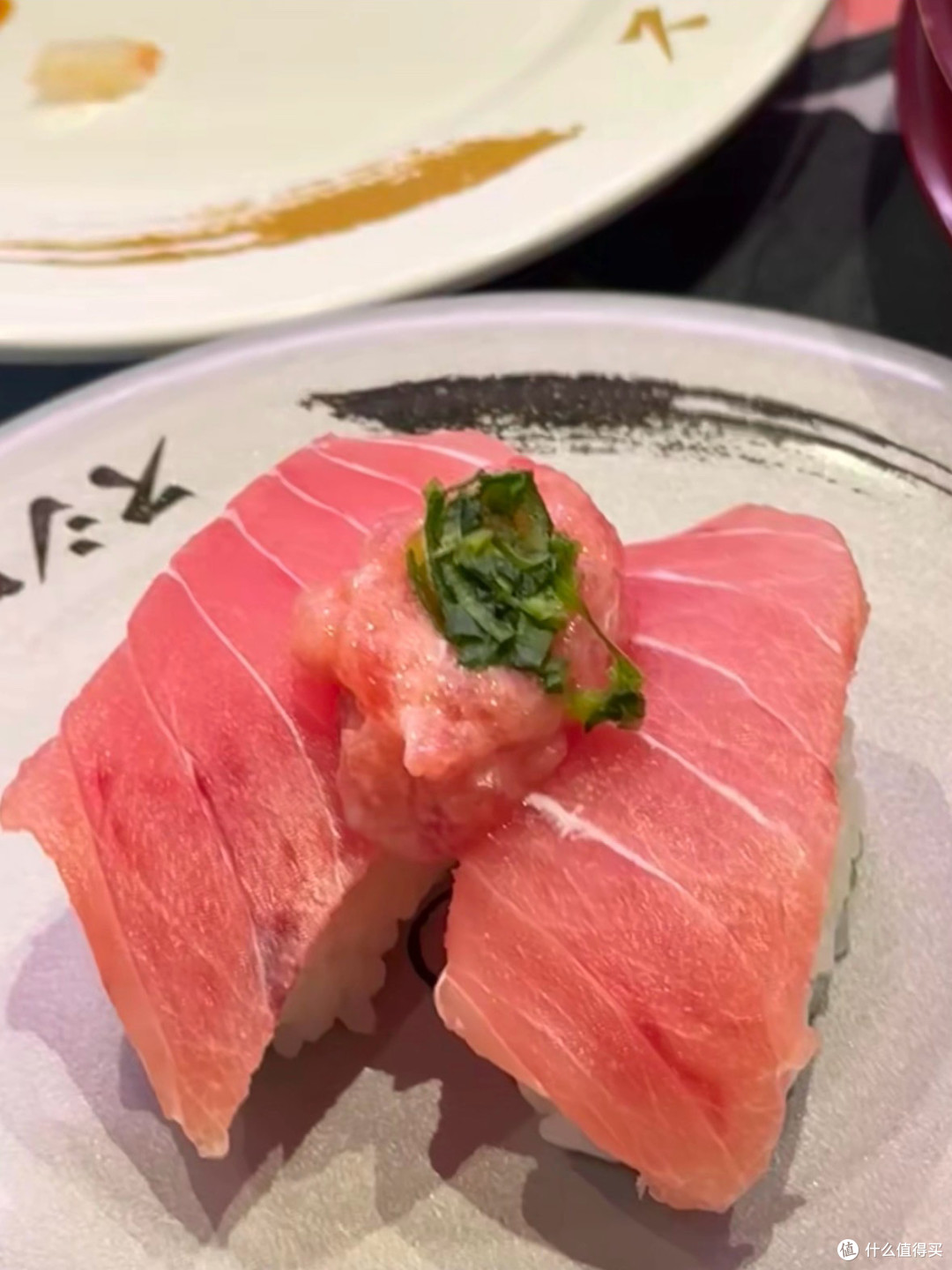 新年第一餐外食大餐,三文鱼脑袋直接冲寿司郎